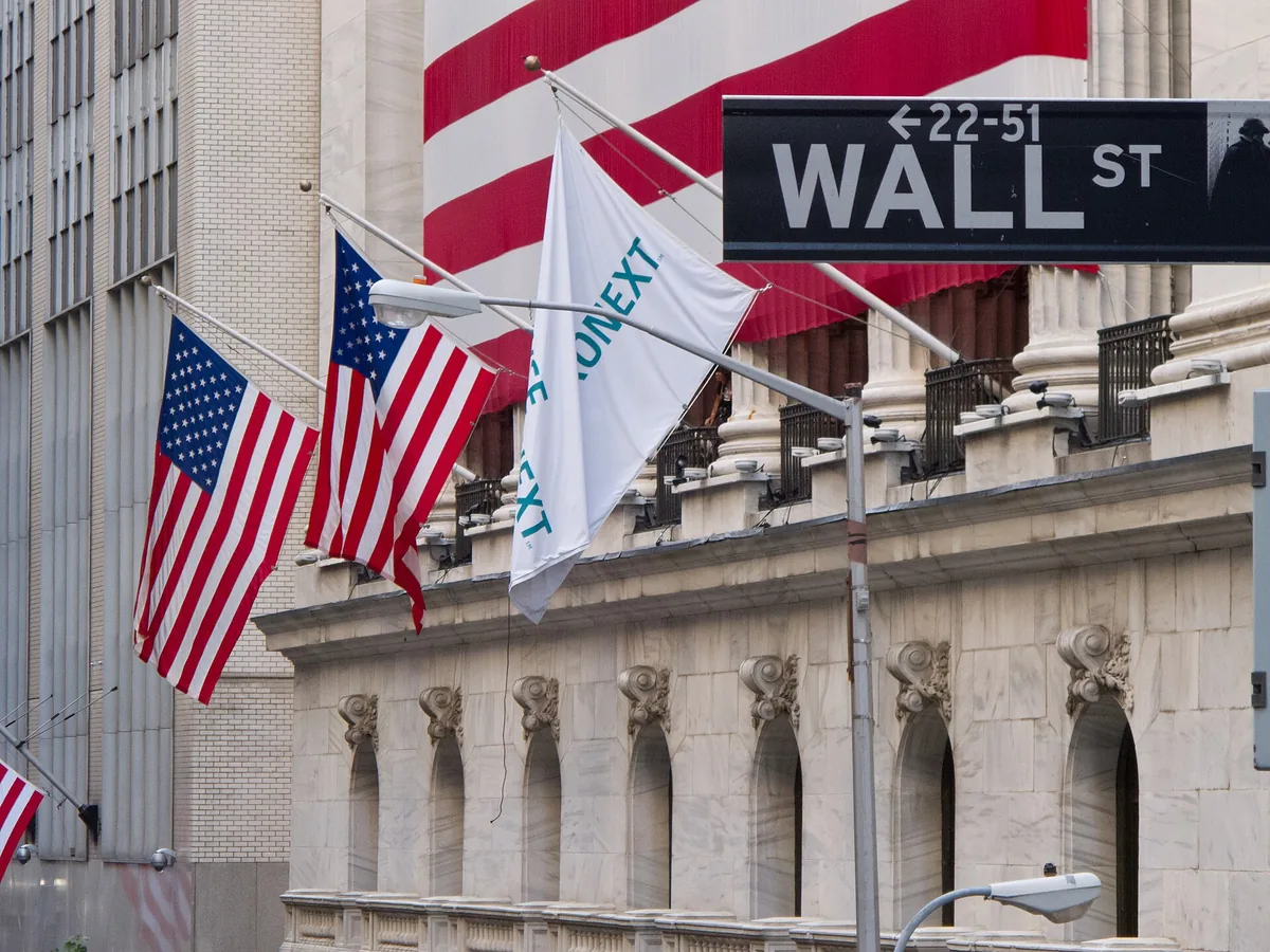 Wall Street Hiring AI Referees Before Robots Arrive